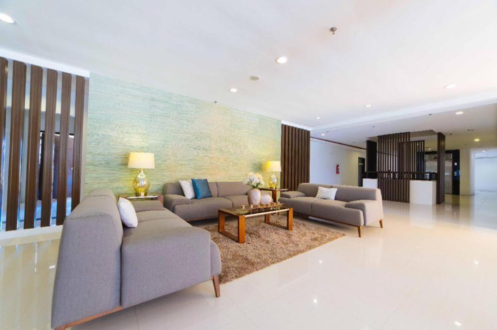 Whitewoods Convention And Leisure Hotel Silang Exterior foto